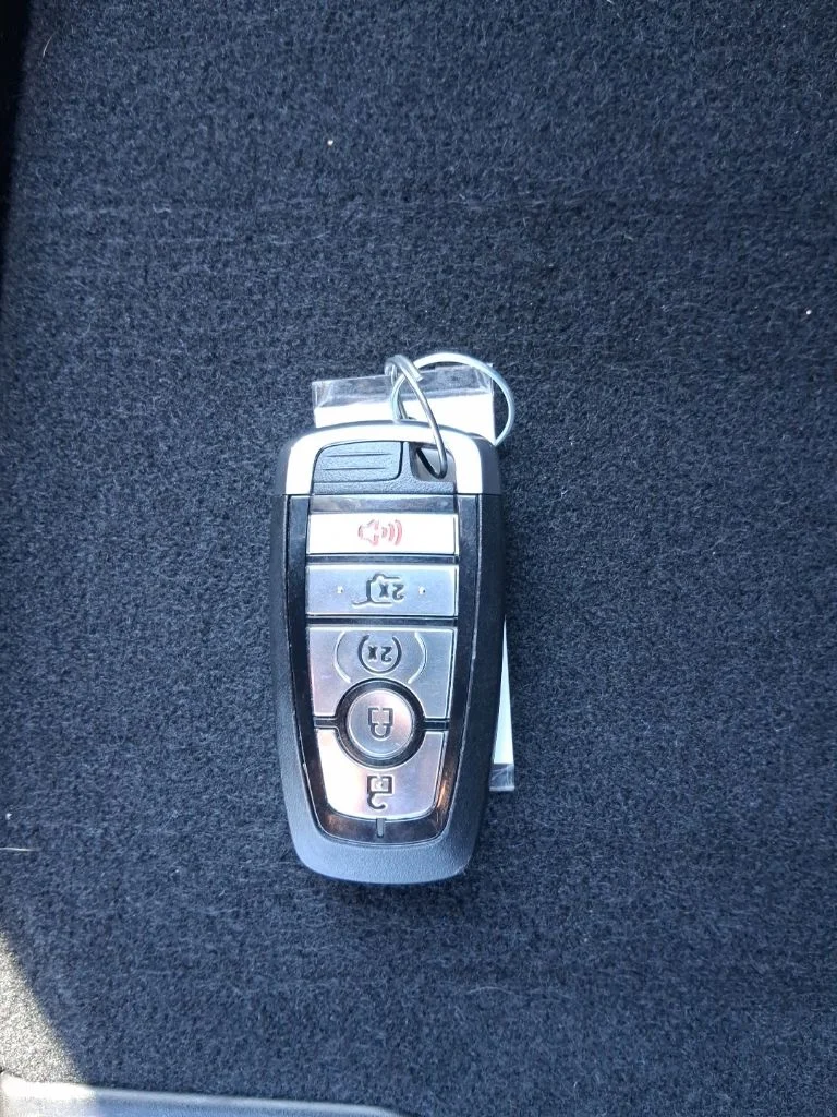 Used 2025 Rapid Red Metallic Tinted Clearcoat Ford ST-Line image 37