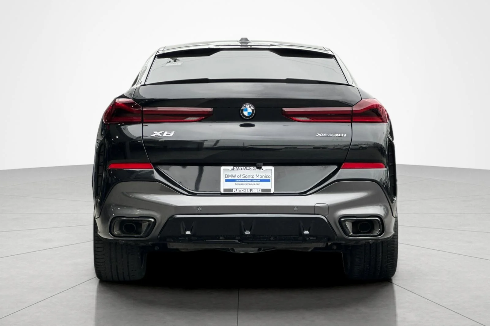 Used 2025 Black Sapphire Metallic BMW xDrive40i image 4