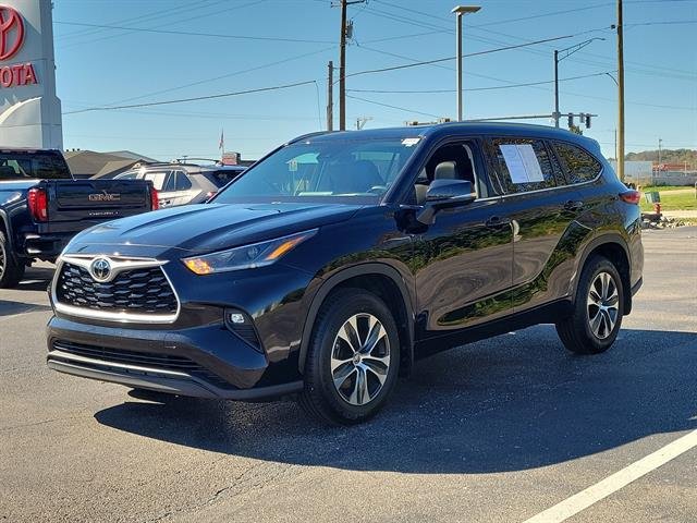 Certified Used 2021 MIDNIGHT BLACK METAL Toyota  image 6