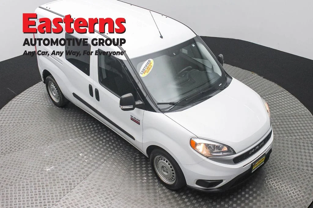 Used 2022 White Ram Base image 3