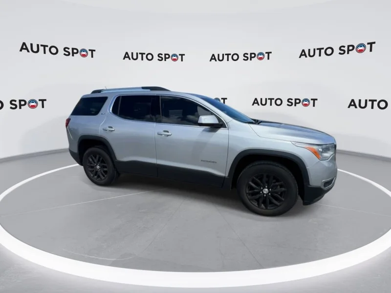 Used 2019 Silver GMC SLT image 4
