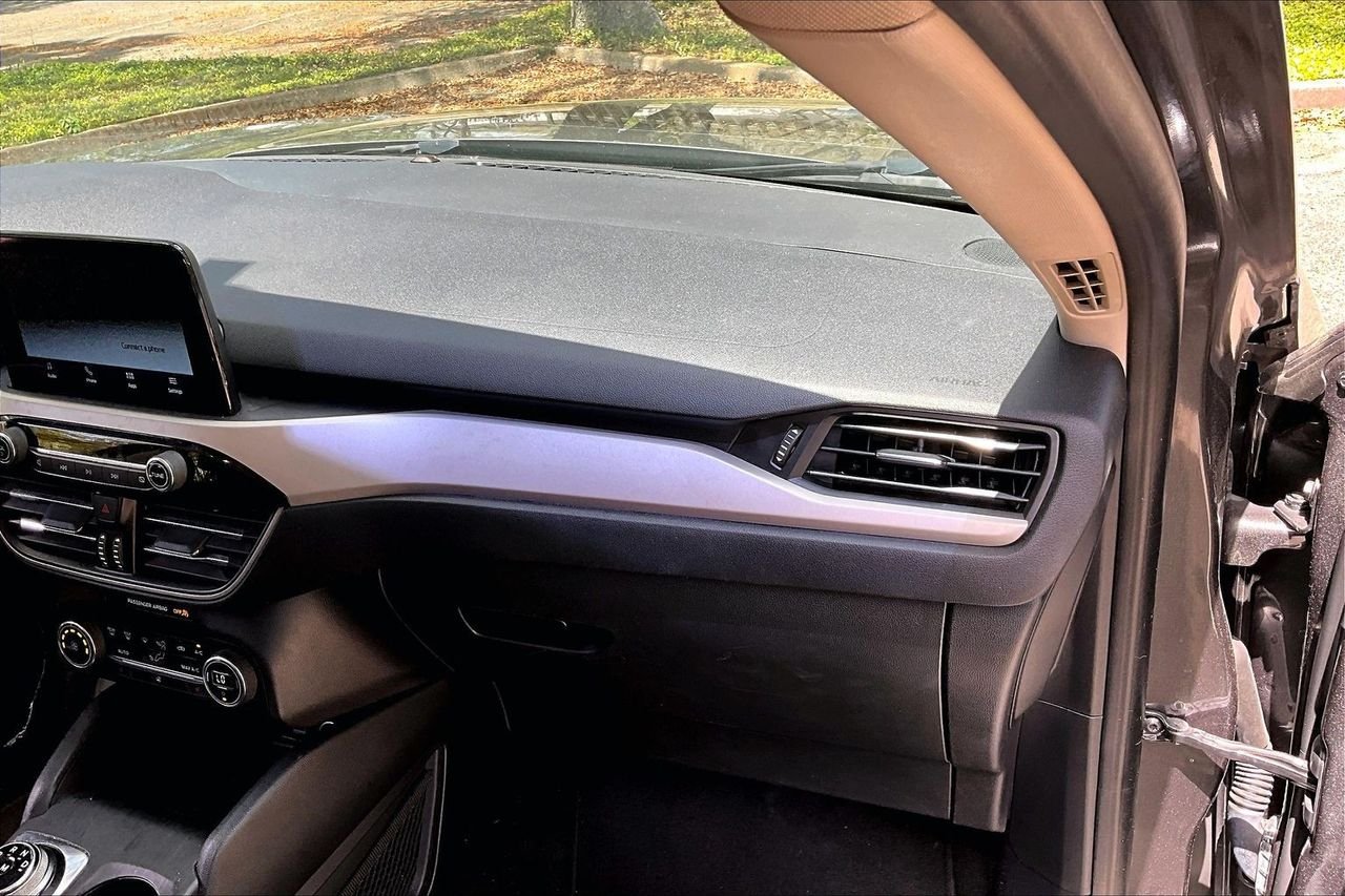 Used 2020 Gray Ford SEL image 22