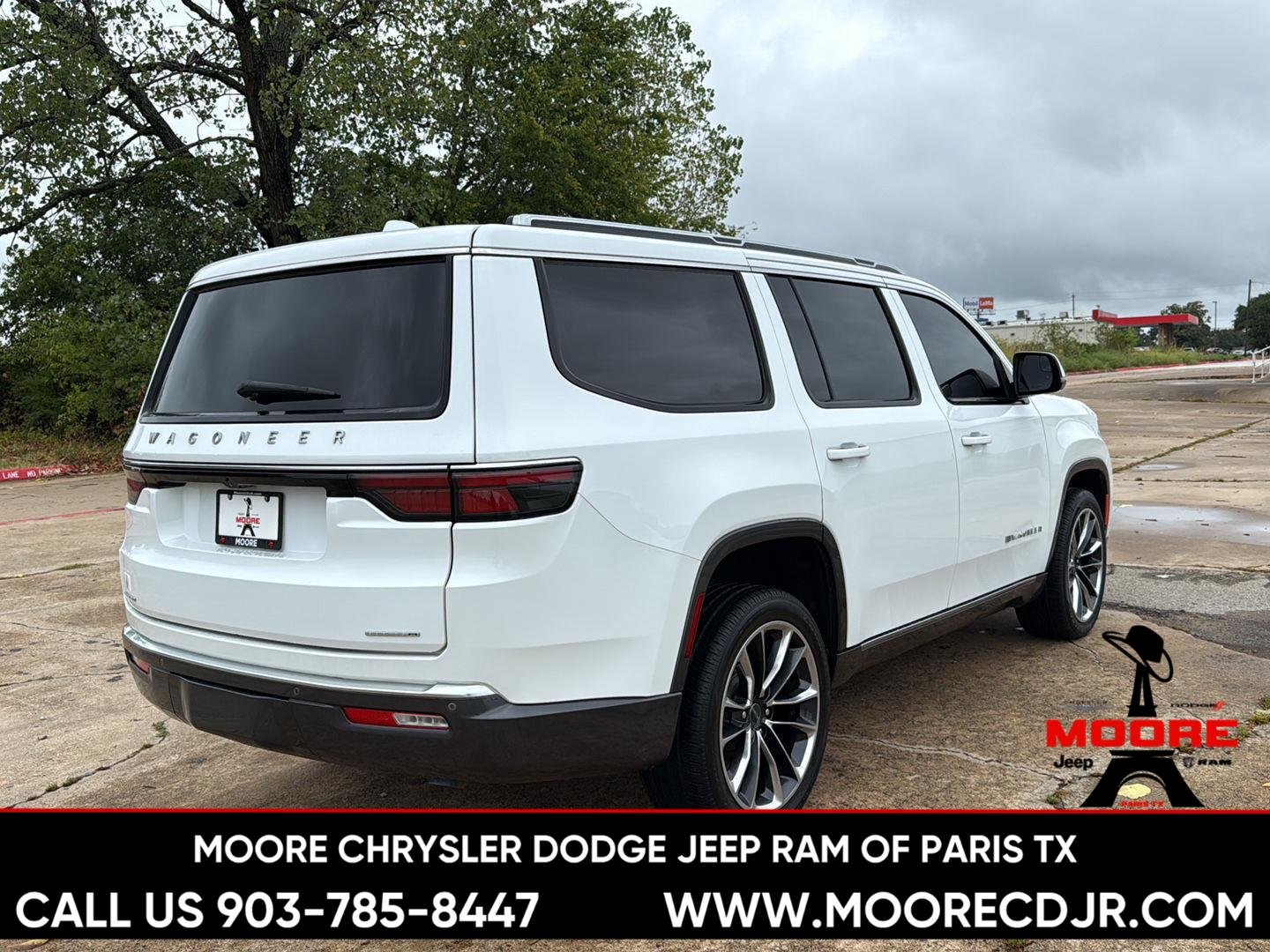 Used 2022 Bright White Clearcoat Jeep Series III image 7