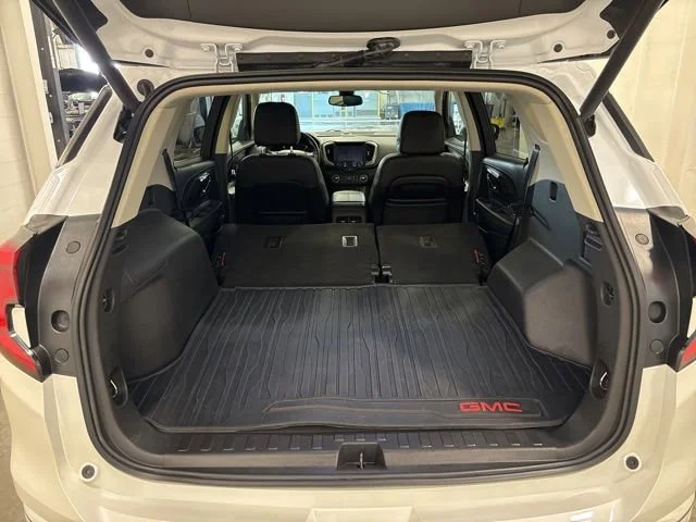 Used 2020 WHITE FROST TRICOAT GMC Denali image 45