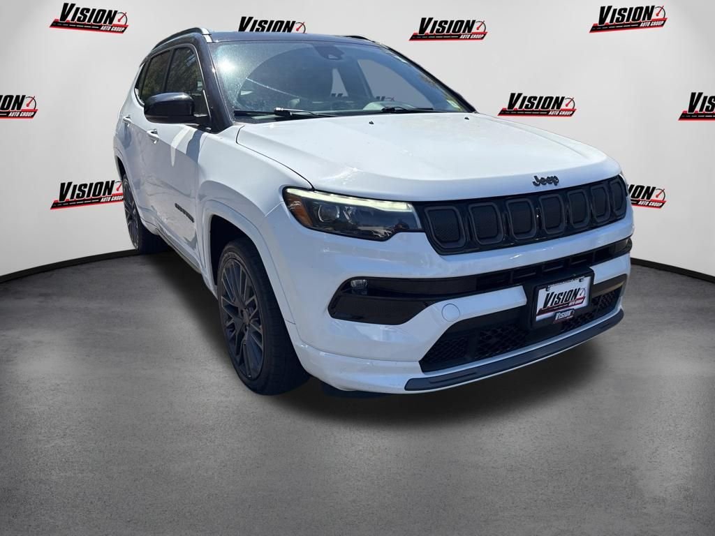 Used 2022 White Jeep High Altitude image 3