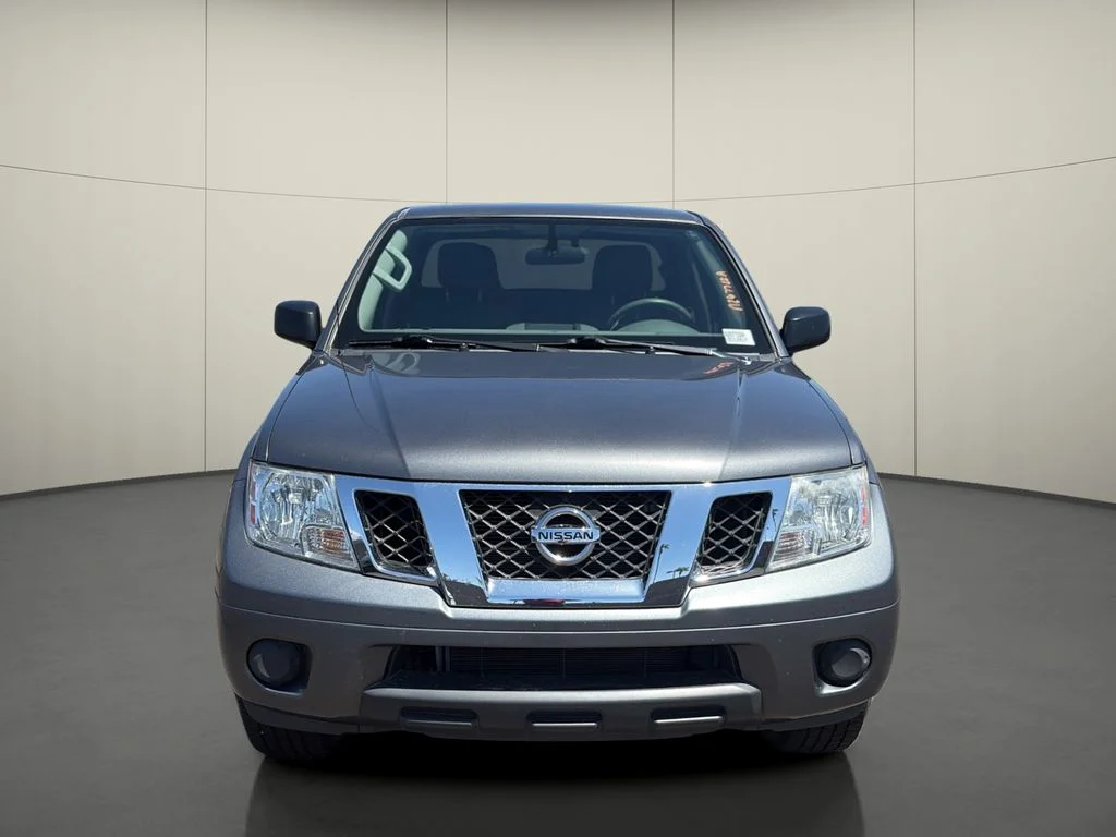 Used 2021 Gray Nissan SV image 2