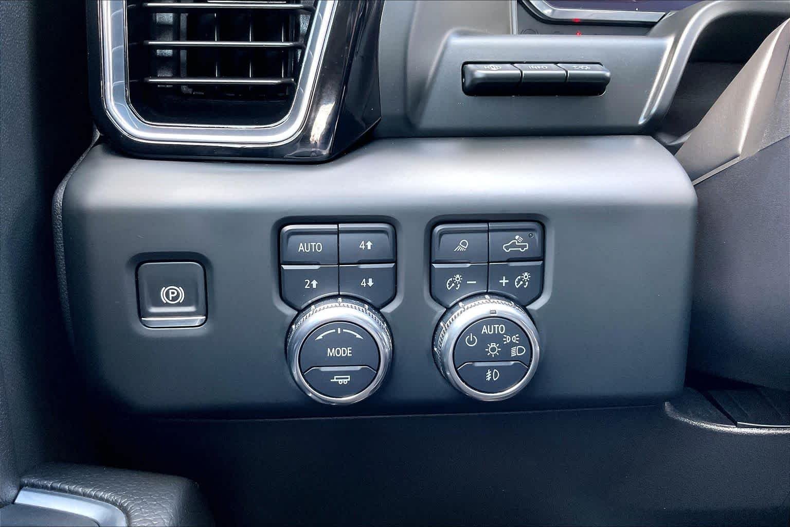 Used 2024 Sterling Metallic GMC Denali image 34