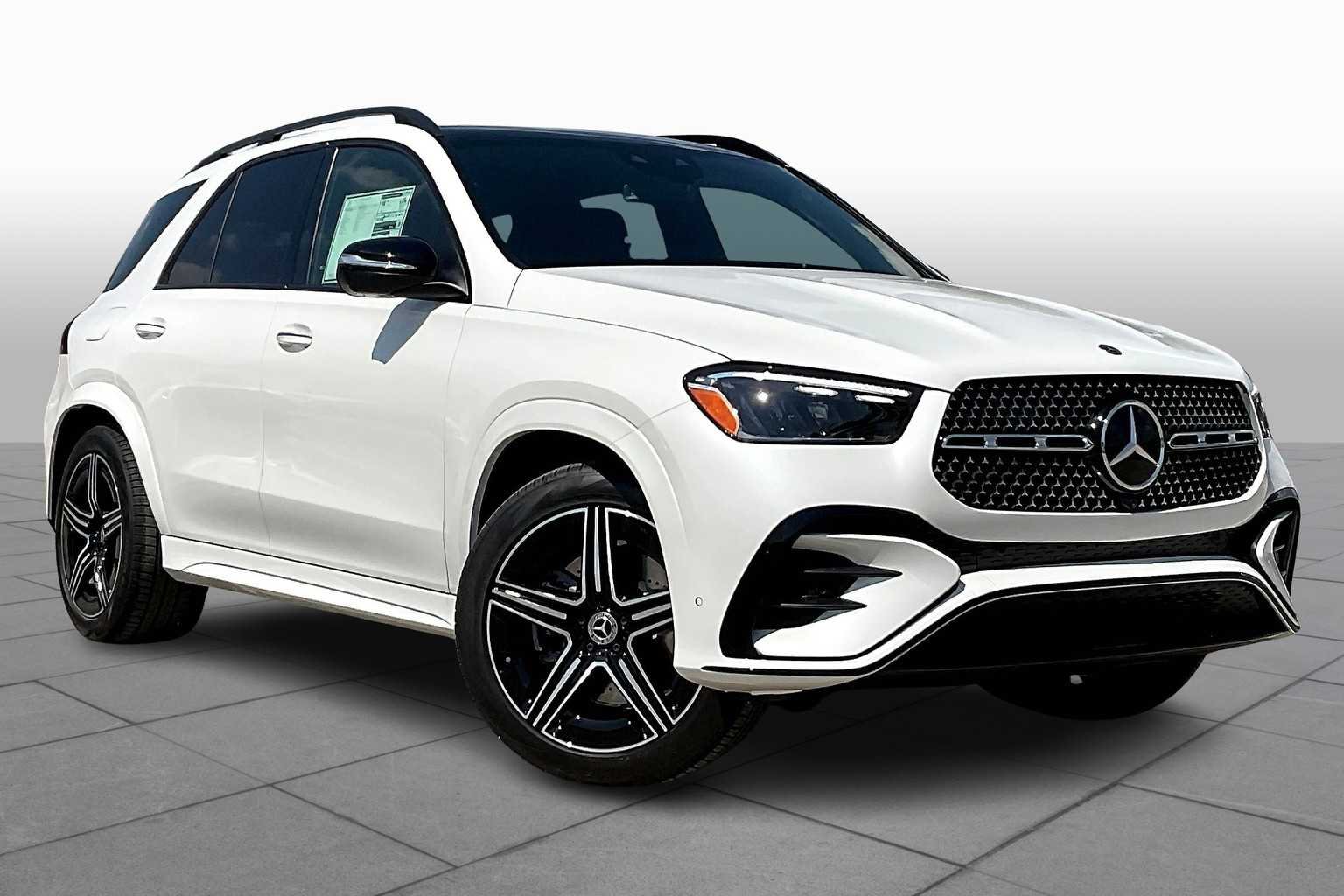 New 2026 MANUFAKTUR Moonlight White Metallic Mercedes-Benz GLE 580 image 17