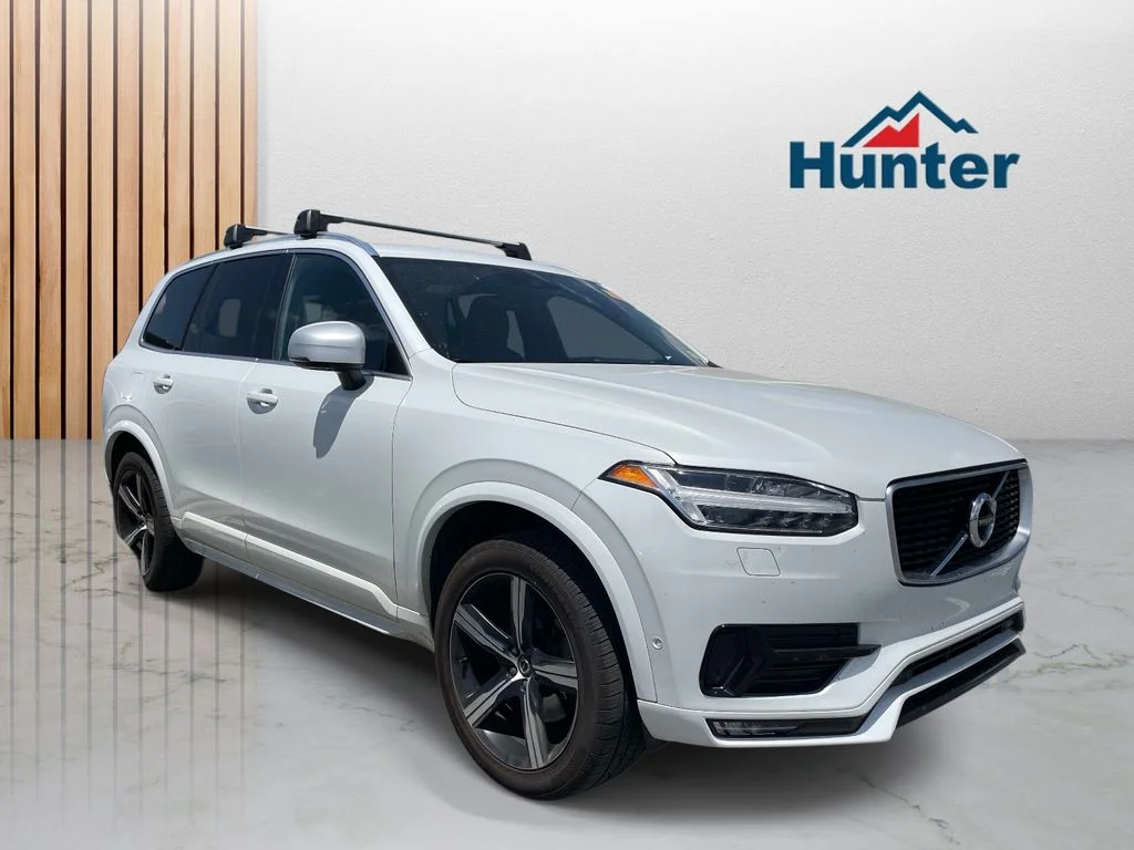 2018 Volvo XC90 T5 FWD R-Design's photo