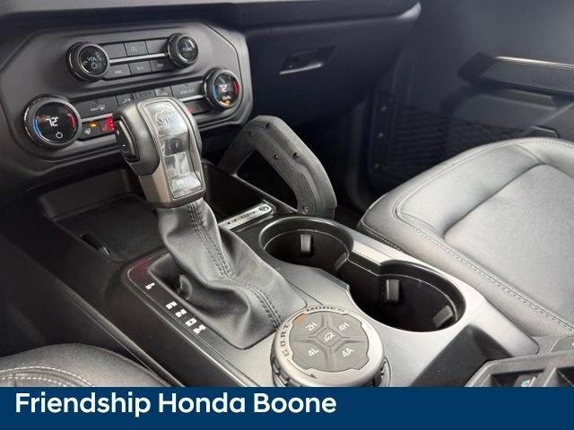 Used 2025 Beige Ford Badlands image 28