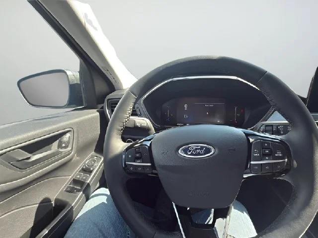 Used 2023 Black Ford Active image 11