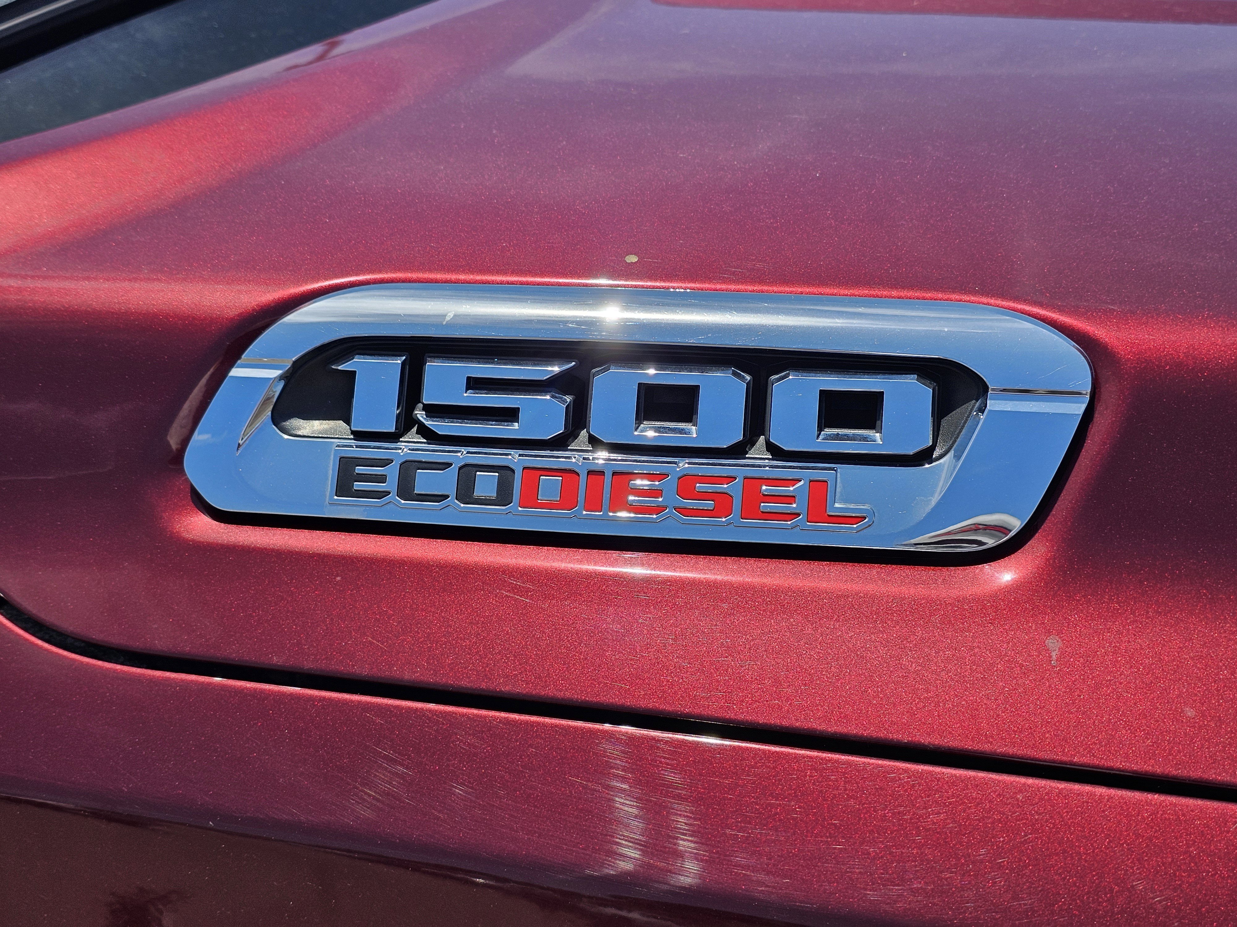Used 2020 Delmonico Red Pearlcoat Ram Laramie image 7