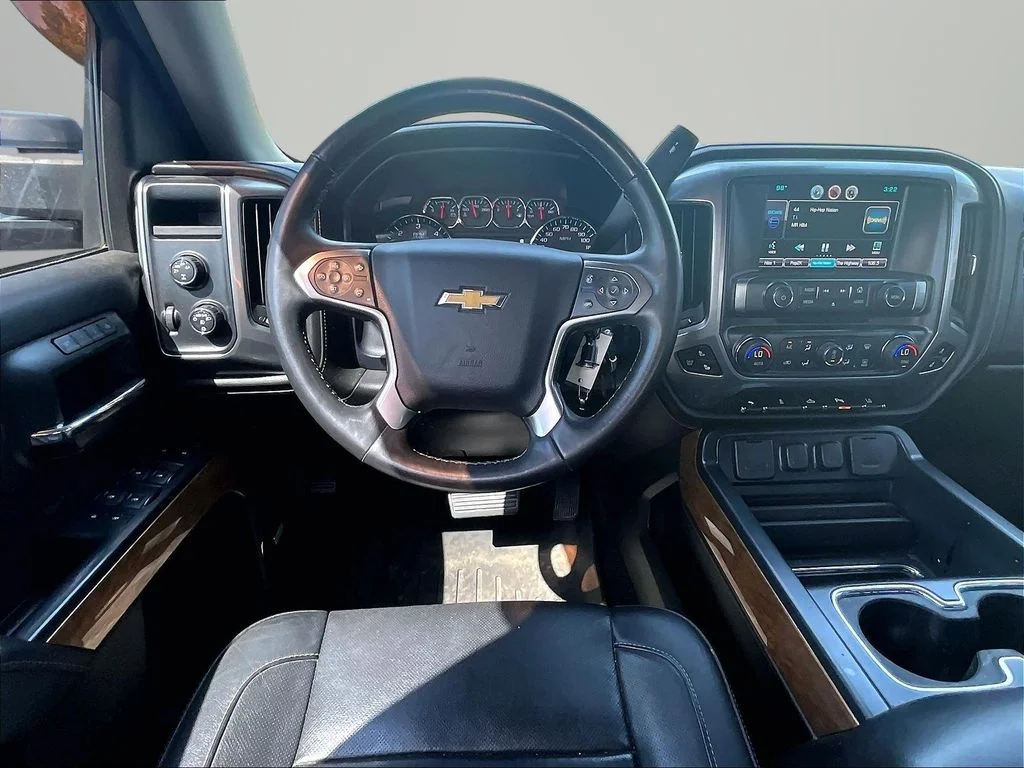 Used 2015 Black Chevrolet LTZ image 5
