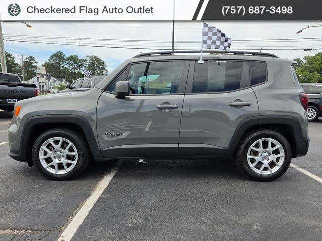 Used 2021 Sting-Gray Clearcoat Jeep Latitude image 3