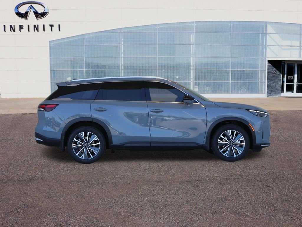 New 2027 HARBOR GRAY INFINITI Luxe AWD image 54