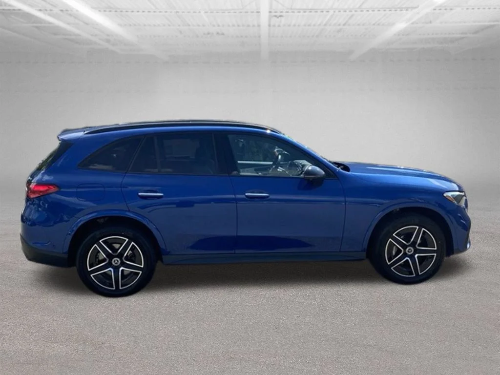 Used 2026 Blue Mercedes-Benz GLC 350e image 6