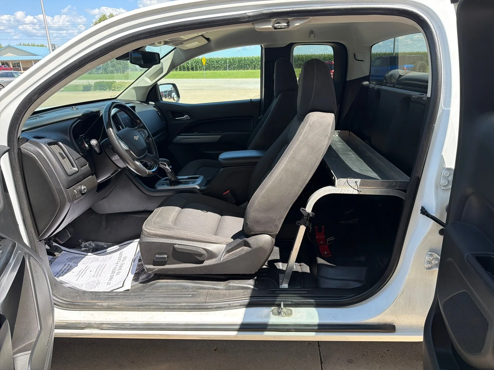 Used 2022 White Chevrolet 2WD LT image 19