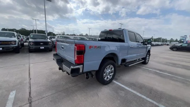 New 2026 Glacier Gray Metallic Tri-Coat Ford Lariat image 12