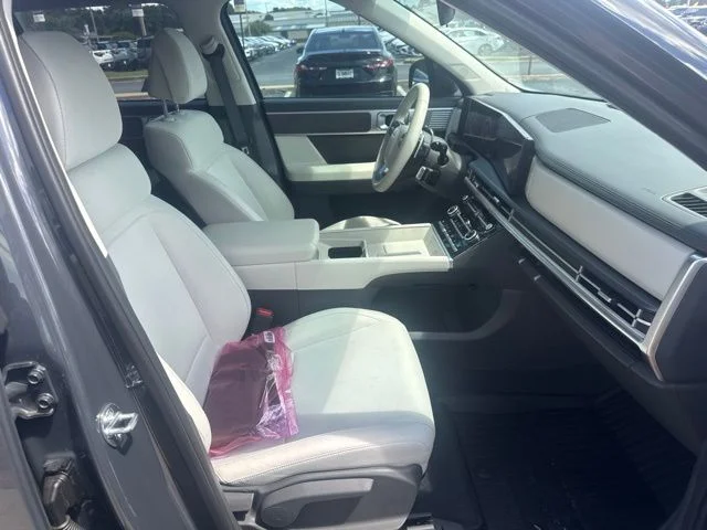 Used 2026 Gray Hyundai SE image 24
