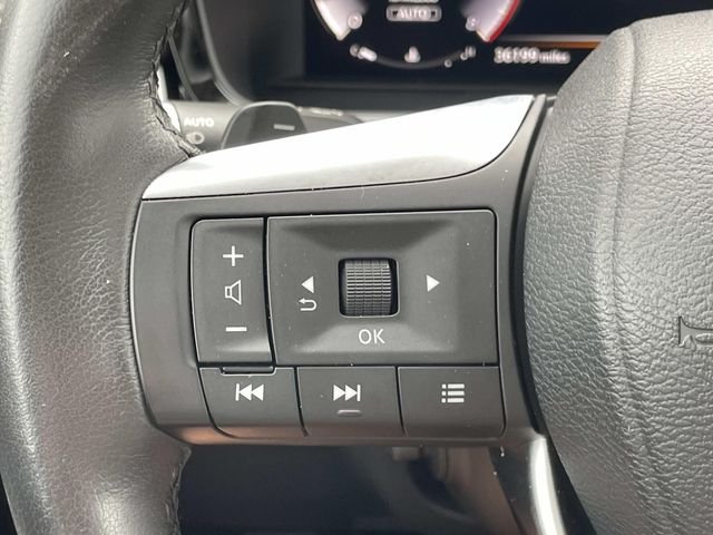 Used 2023 Black INFINITI LUXE image 15