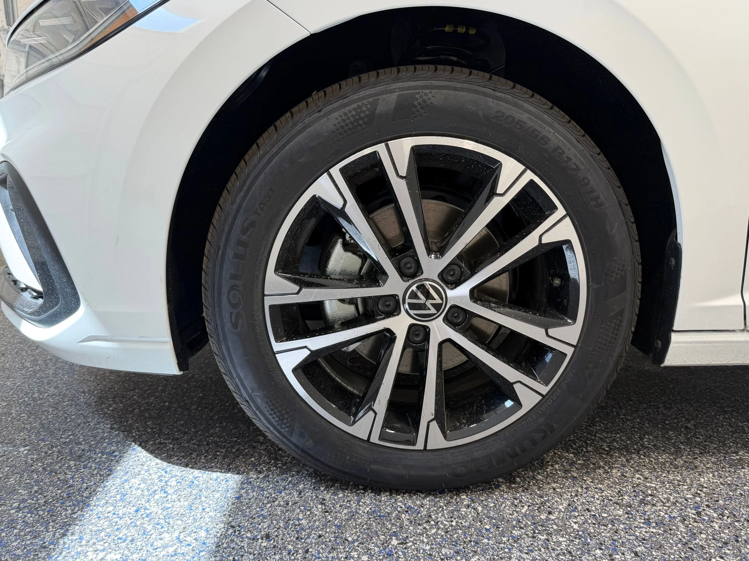 2026 Volkswagen Jetta Sport - Photo 11