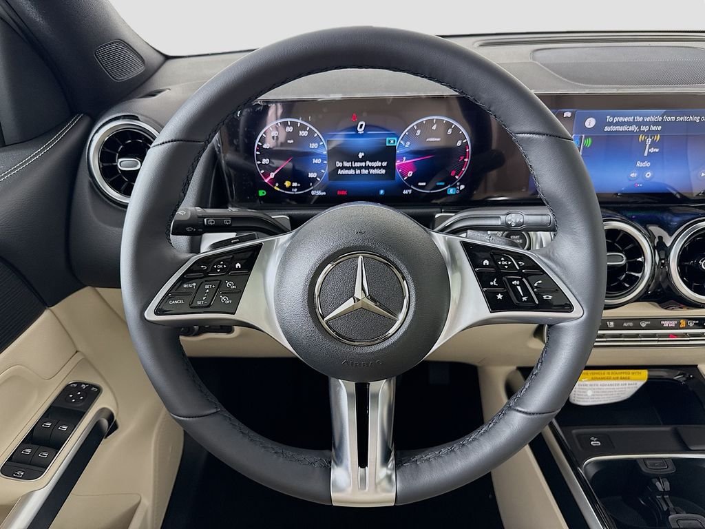 Used 2026 White Mercedes-Benz GLB 250 image 11