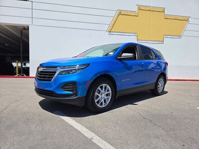 2024 Chevrolet Equinox LS - Photo 2