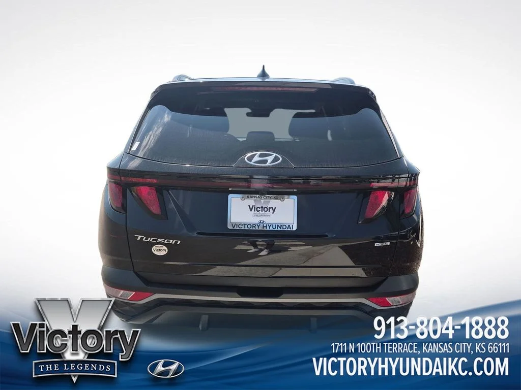 Used 2024 Black Hyundai SEL image 4