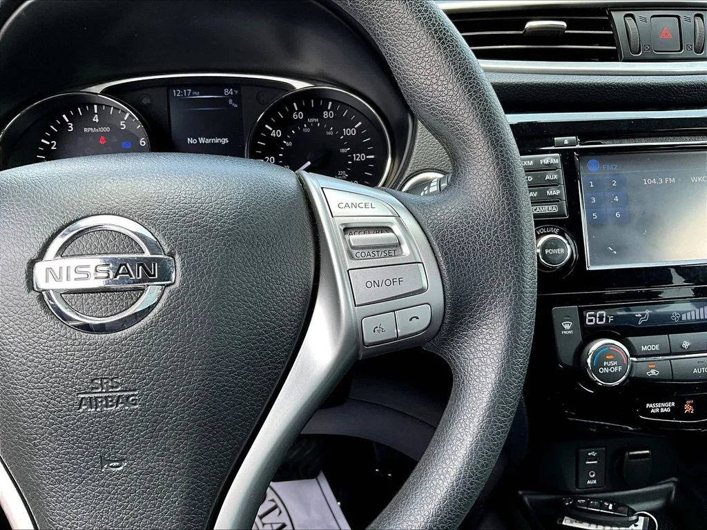 Used 2016 Brilliant Silver Nissan SV image 12