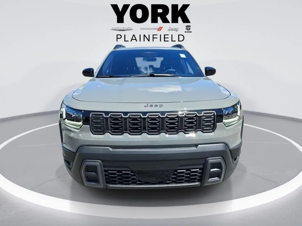 New 2026 Sting-Gray Clearcoat Jeep Laredo image 8