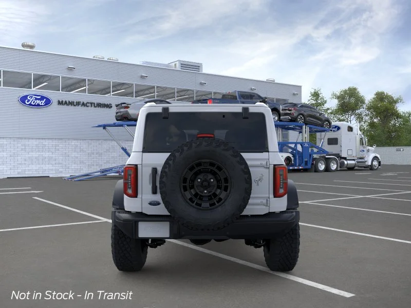 New 2026 Oxford White Ford Badlands image 5