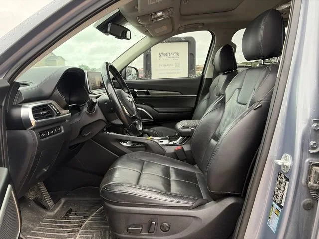 Used 2020 Gray Kia EX image 10