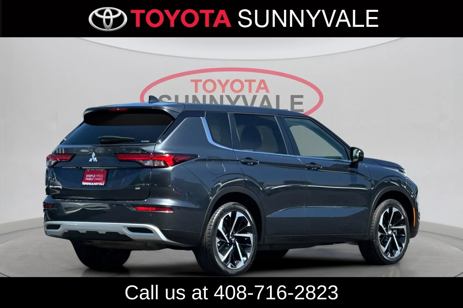 Used 2024  Mitsubishi SE image 3