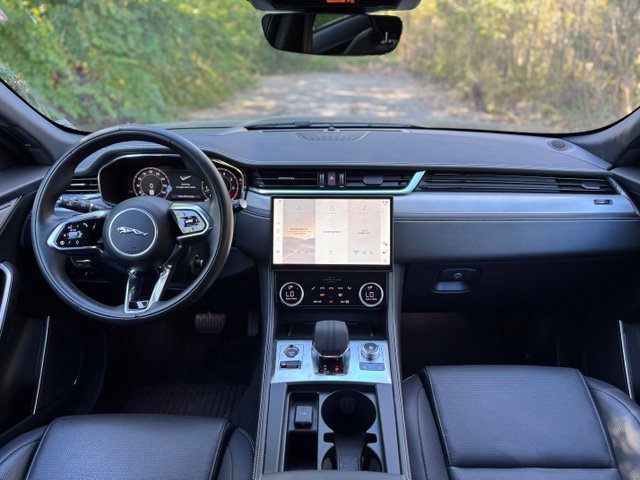 New 2026 Santorini Black Jaguar P250 R-Dynamic S image 21