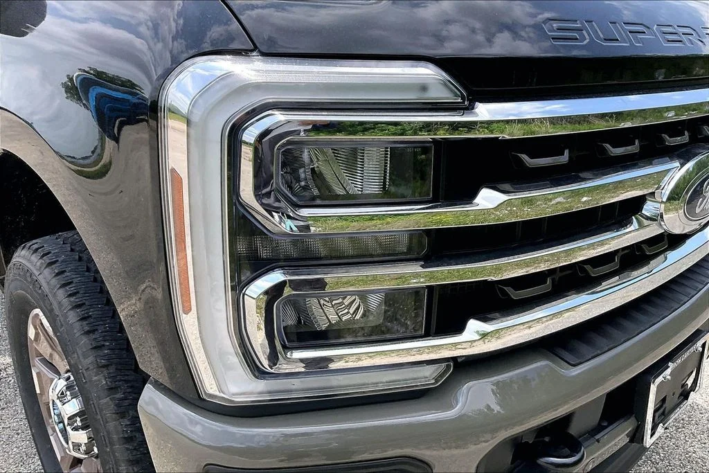 New 2026 Ford Super Duty F-250 King Ranch 4D Crew Cab