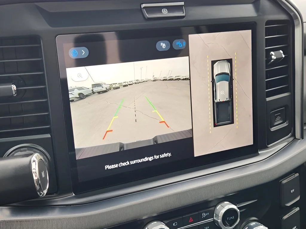 Used 2025 Gray Ford Platinum image 19