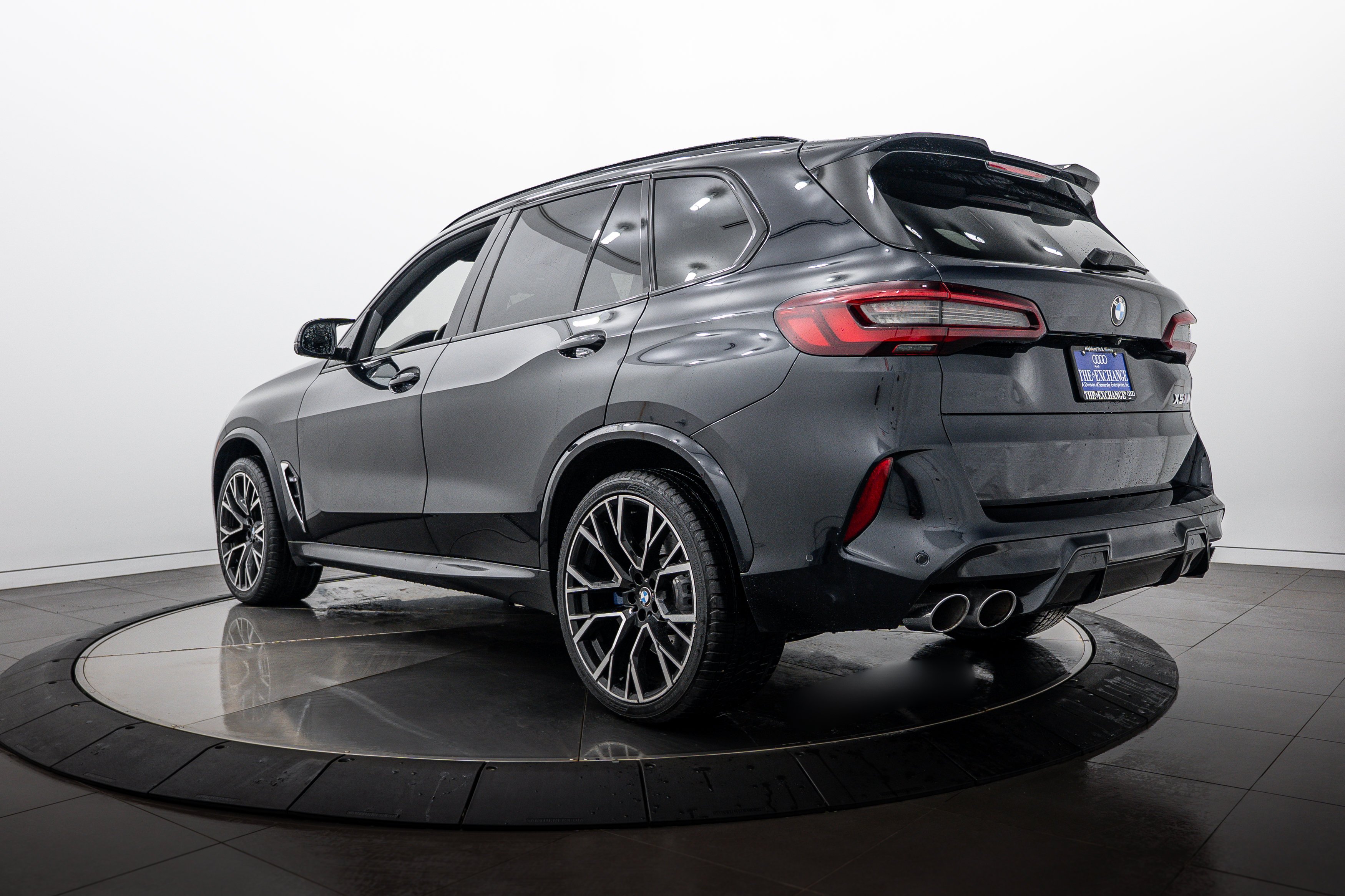 Used 2021 Carbon Black Metallic BMW  image 5
