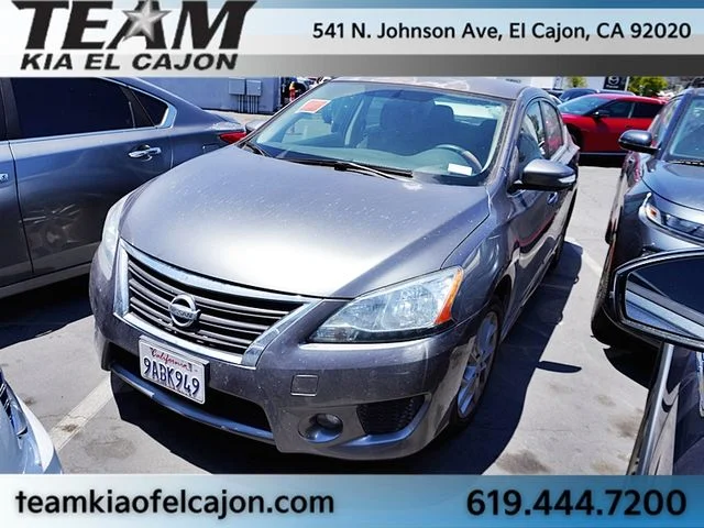 2015 Nissan Sentra SR CVT's photo