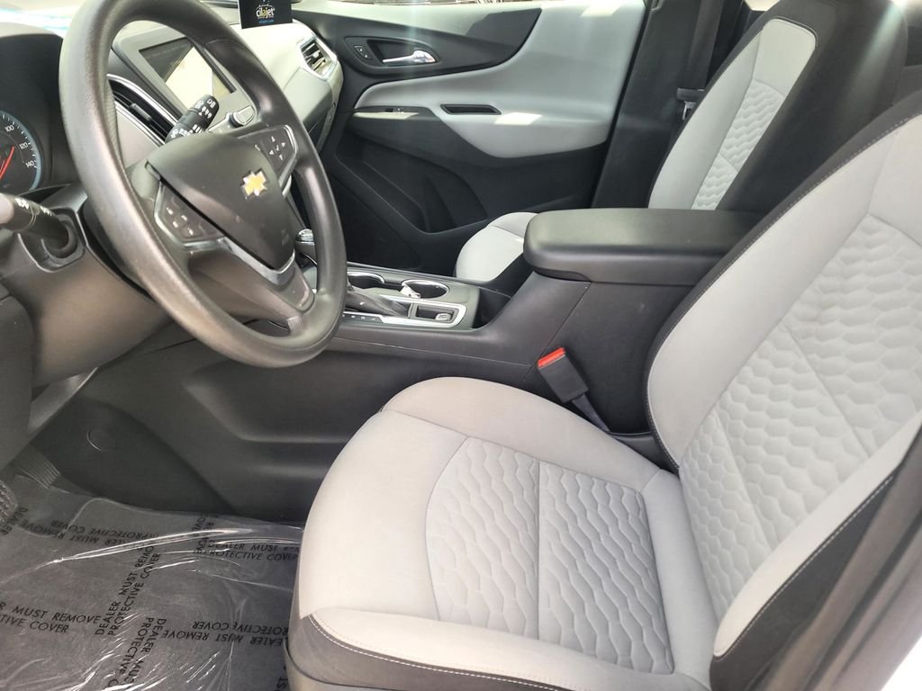 Used 2019 White Chevrolet LS image 14