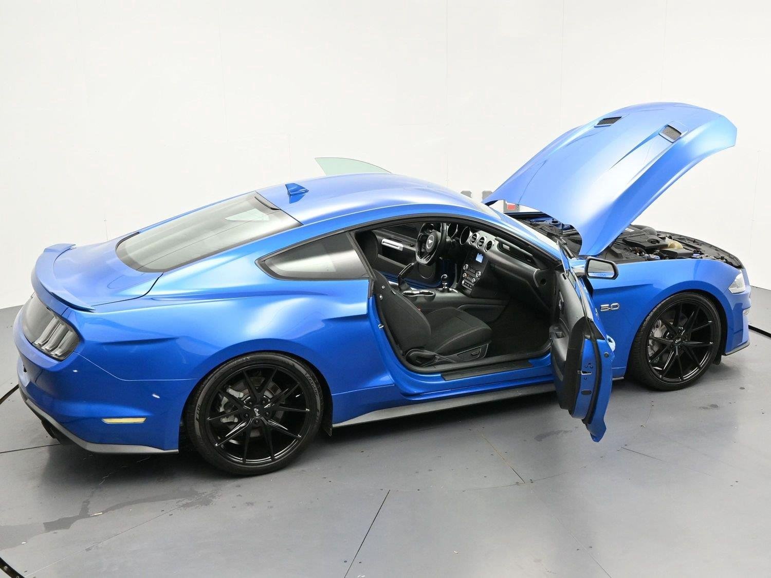 Used 2021 Velocity Blue Ford GT image 38