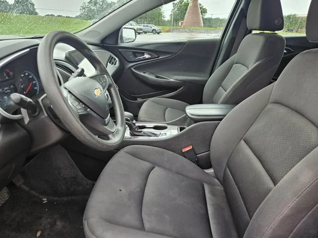 Used 2024 Sterling Gray Metallic Chevrolet 1LT image 9