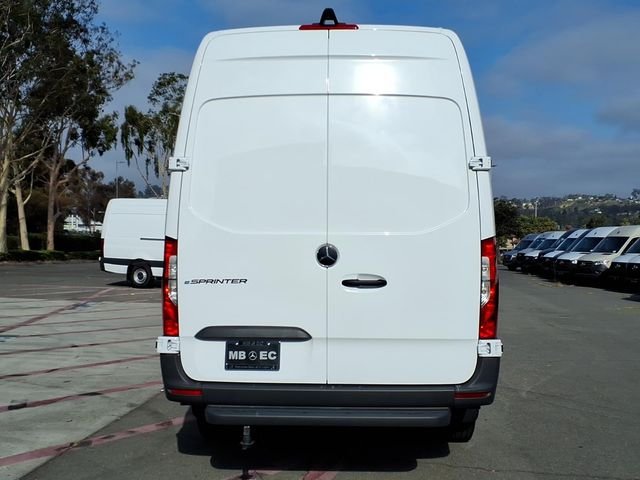 New 2025 White Mercedes-Benz Cargo 170 WB image 20