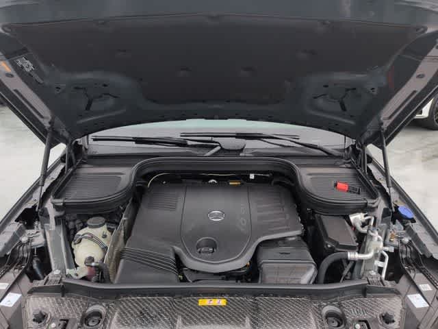 New 2026 MANUFAKTUR Silicon Grey Mercedes-Benz GLE 450 image 14