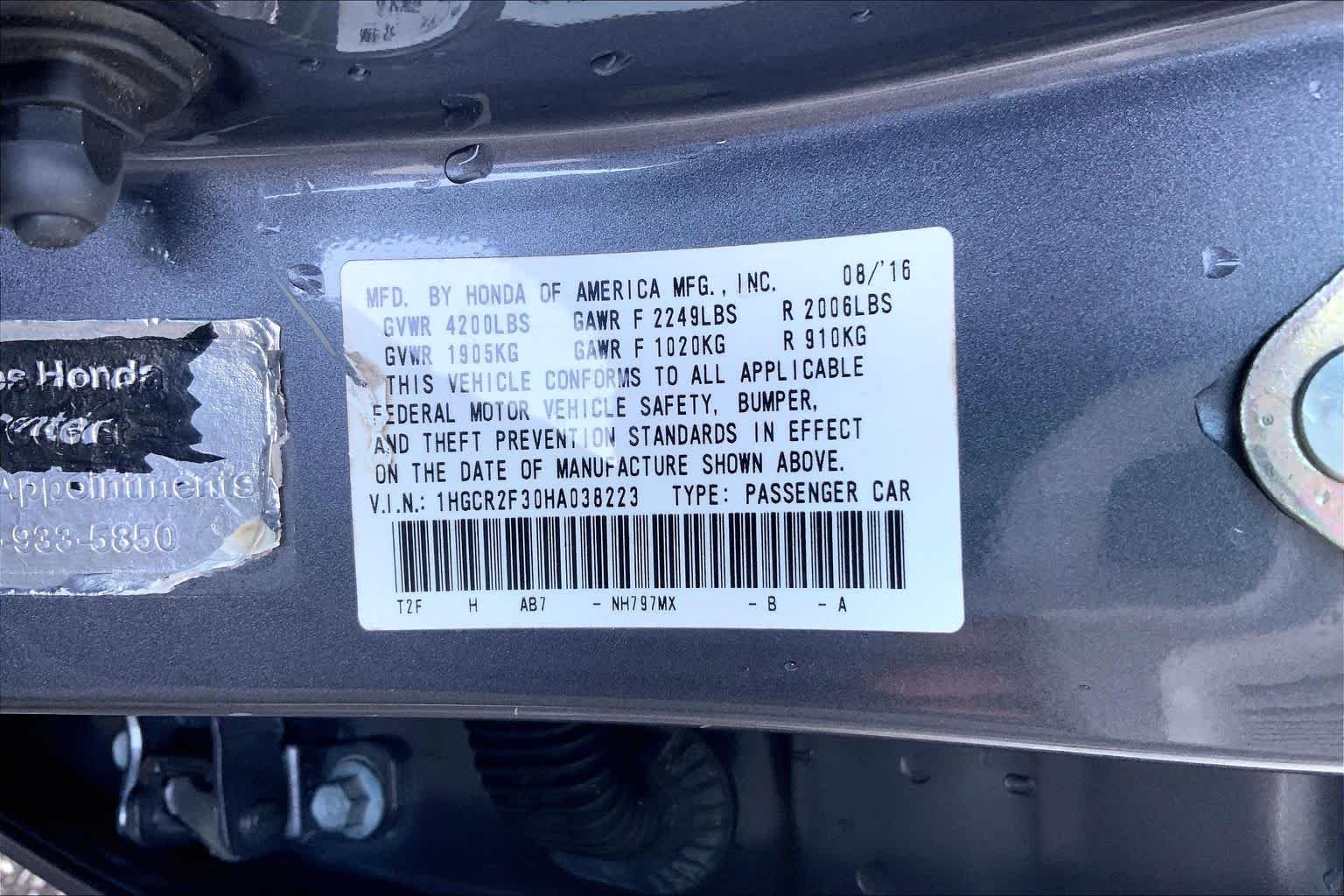 Used 2017 Modern Steel Metallic Honda LX image 31
