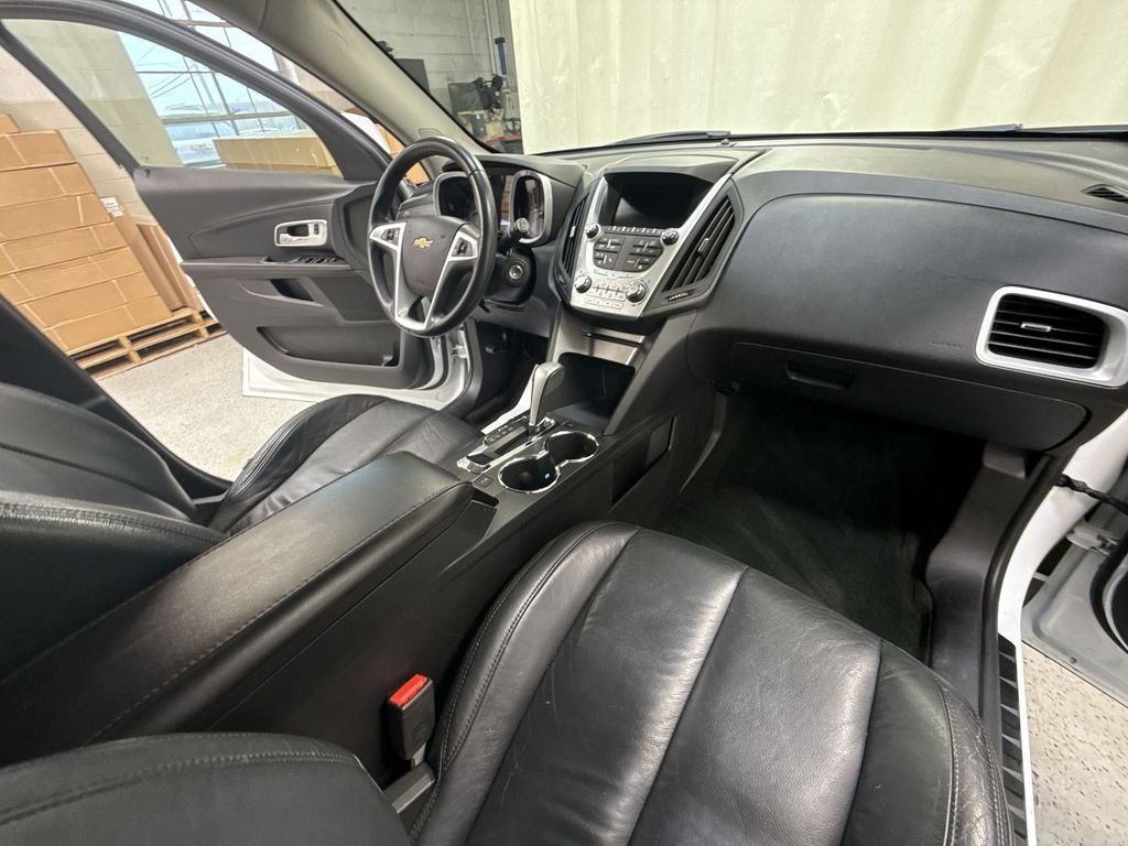Used 2012 Summit White Chevrolet LT image 37