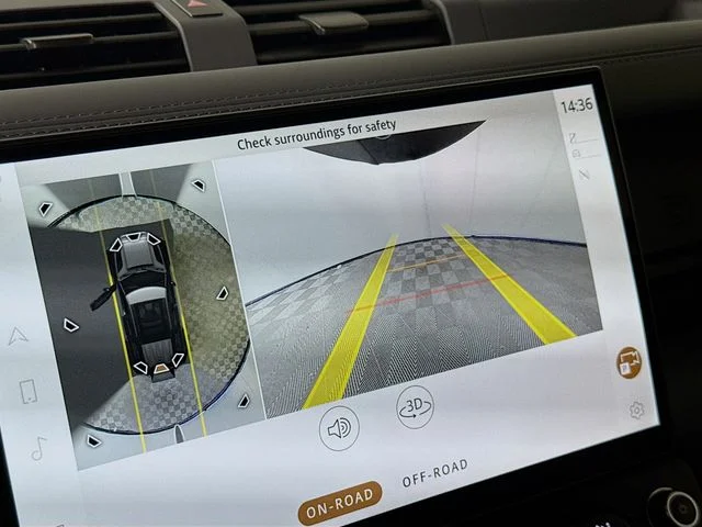 New 2026 Fuji White Land Rover X-Dynamic SE image 17