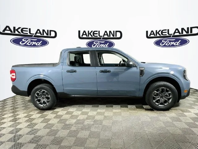 New 2026 Gray Ford XLT image 2