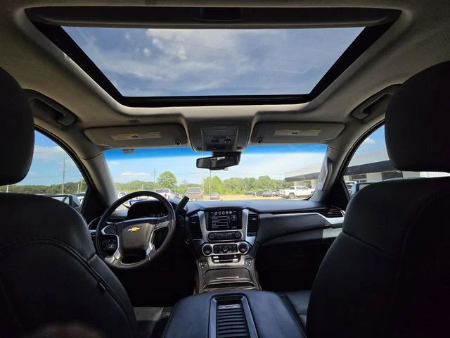 Used 2019 Silver Chevrolet Premier image 38