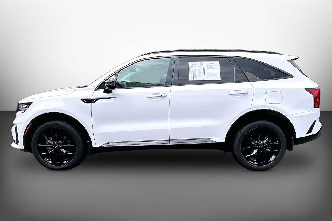 Used 2022 White Kia SX image 5