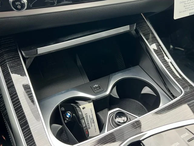 New 2026 Dravit Grey Metallic BMW xDrive40i image 13